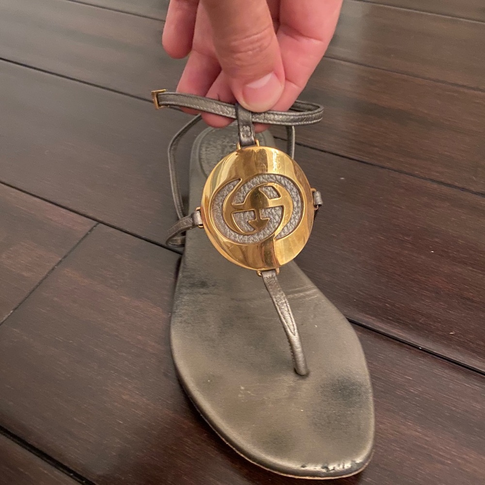 Gucci thong sandal